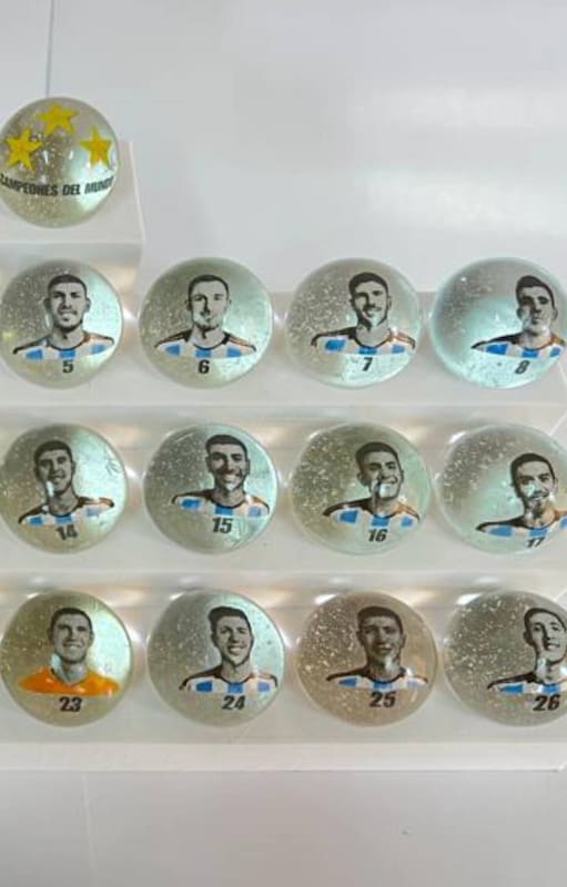 La edición especial para conmemorar el aniversario del campeonato del mundo, con los rostros de los jugadores.