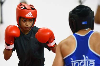 La boxeadora Ramla Ali espera competir en los Juegos Olímpicos de Tokio