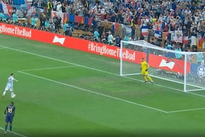La ejecución de Messi en el penal que le dio el 1 a 0 a Argentina