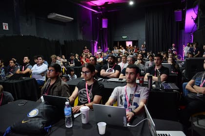 La Ekoparty reúne a la comunidad de especialistas e interesados en la seguridad informática y es uno de los encuentros de referencia en la región