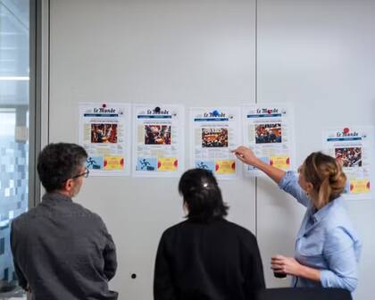 La elección de una tapa de la edición impresa en Le Monde (2024). KAMIL ZIHNIOGLU PARA LE MONDE