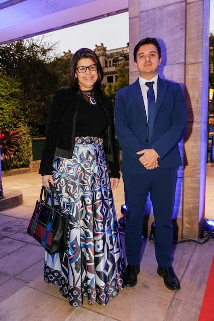 La embajadora de Costa Rica, Ginnette Campos Rojas y Diego Jiménez Rico