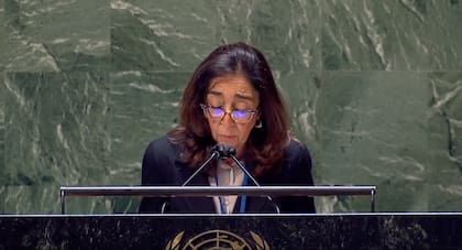 La embajadora Squeff, al brindar el mensaje de la Argentina