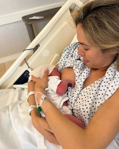 La emoción de Eduardo y Elina Costantini por el nacimiento de su hija (Captura: Instagram @eduardocostantini)