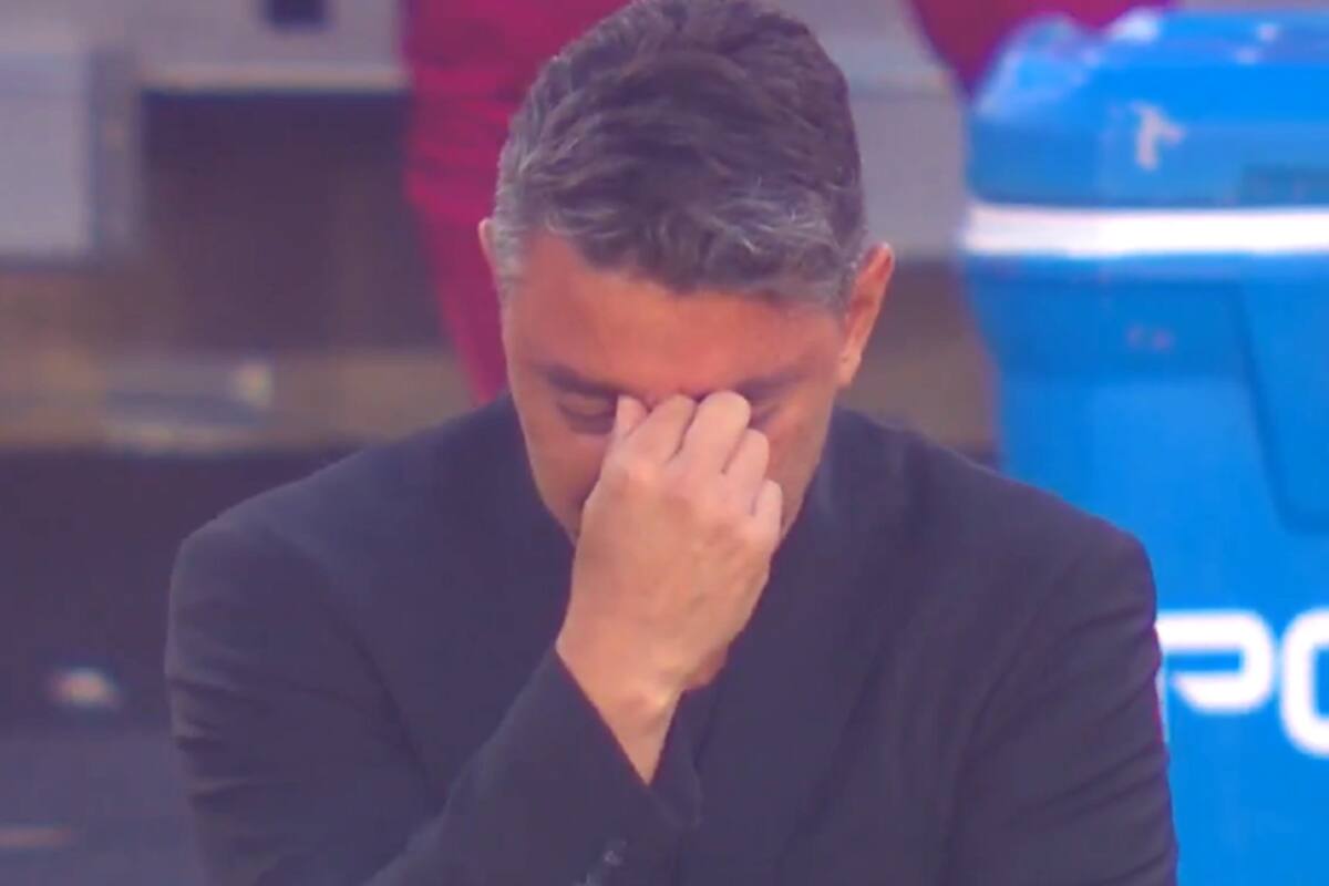 La emoción de Marcelo Gallardo durante el minuto de silencio en memoria de su difunto padre Máximo
