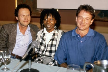 La emoción de Woopi Goldberg y Billy Crystal al recordar a su amigo Robin Williams: “Él debería estar aquí”