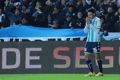 La emoción del juvenil Agustín Ojeda tras convertir su primer gol en la primera de Racing