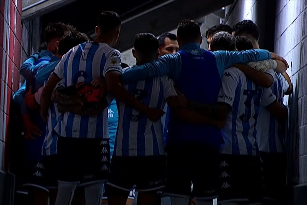 La emotiva arenga de Leonardo Sigali con sus compañeros de Racing antes de salir a jugar el clásico ante Independiente