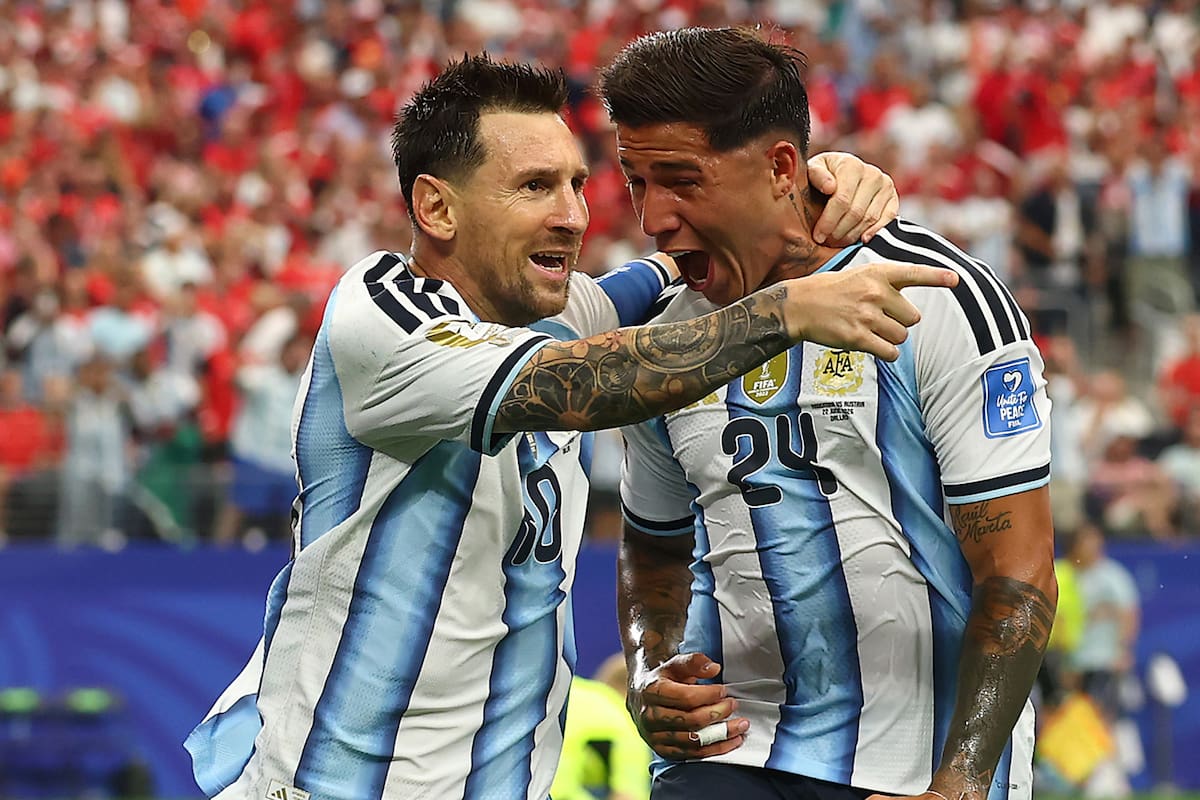La emotiva carta de Enzo Fernández para Messi tras su retiro de la selección: “Me cuesta imaginar la próxima concentración”