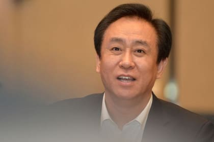 La empresa de Xu Jiayin, Evergrande, está al borde del colapso por una deuda de unos US$300.000 millones