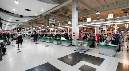 La empresa deberá entregar el terreno en un plazo máximo de 10 meses a partir de la adjudicación