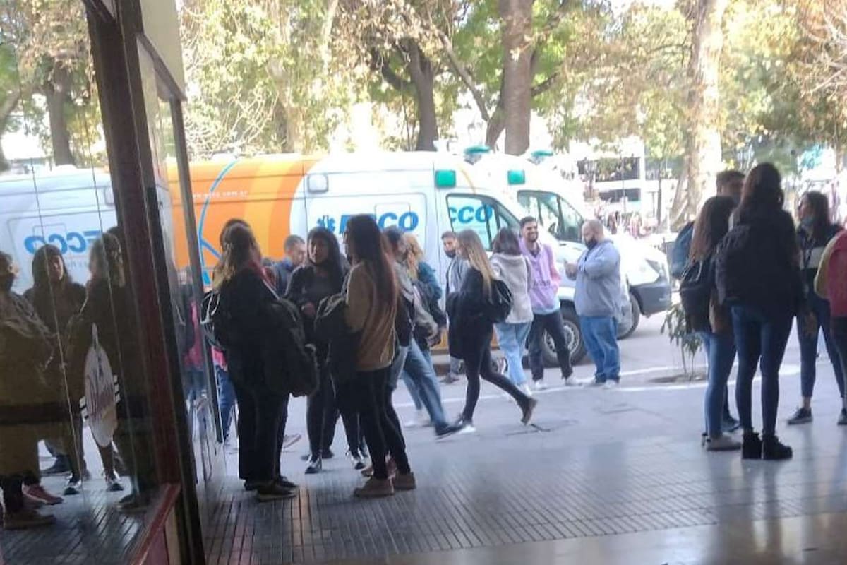 La empresa despidió al empleado que llevó los brownies con marihuana
