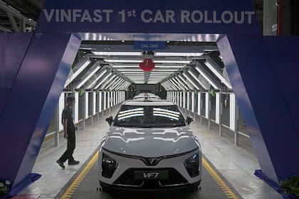 La empresa se jacta de que “sigue batiendo récords” en entregas de vehículos, sin embargo, pierde dinero con cada unidad que vende