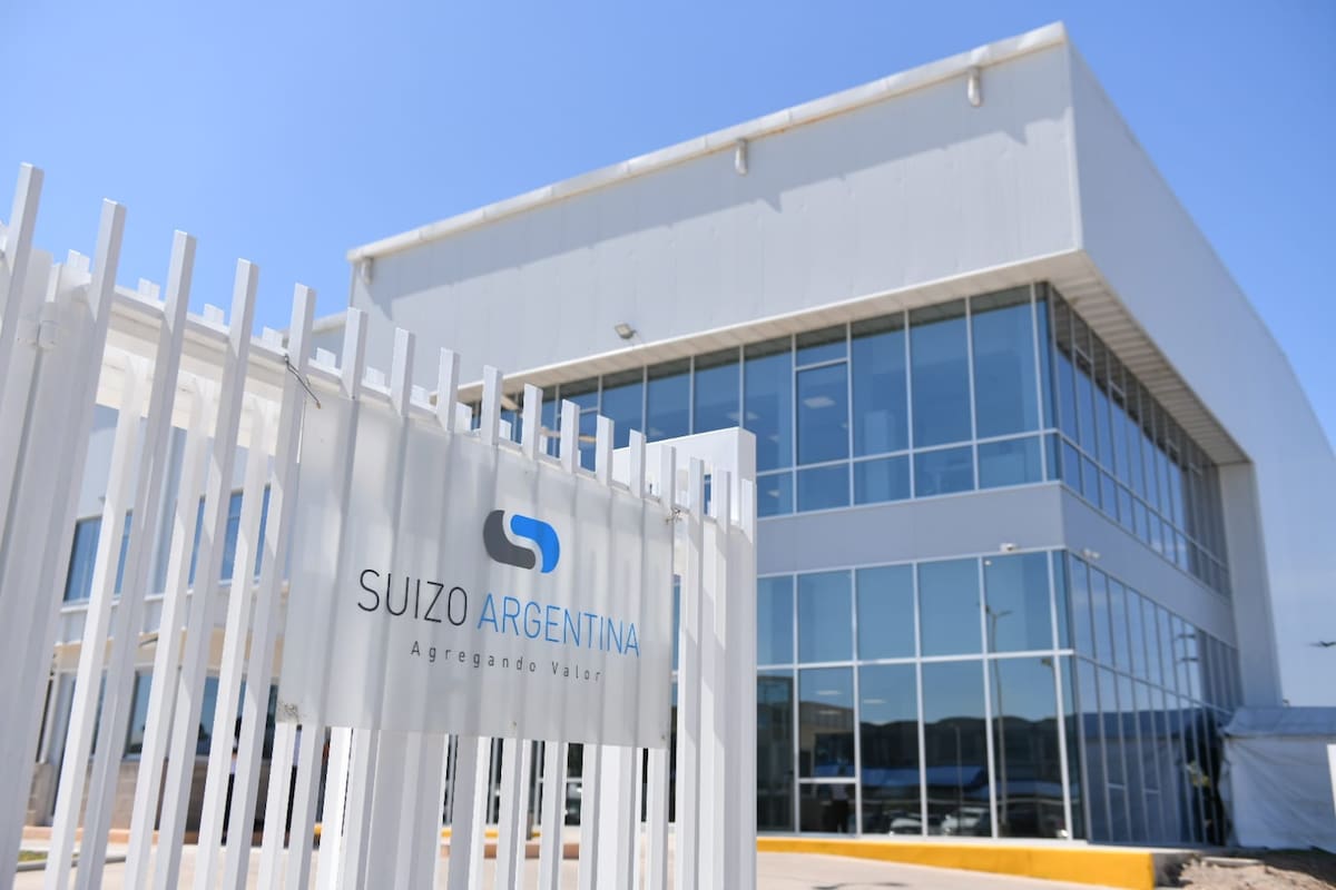 La empresa Suizo Argentina S.A. quedó envuelta en la trama de los audios sobre presuntas coimas atribuidos al extitular de la ANDIS, Diego Spagnuolo.