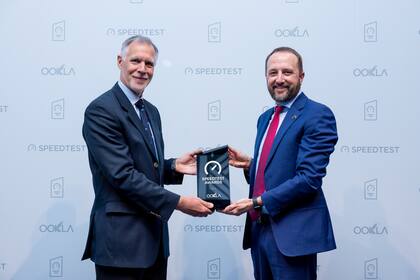 La empresa ya acumula más de un millón de clientes conectados con Fibra Óptica Movistar.