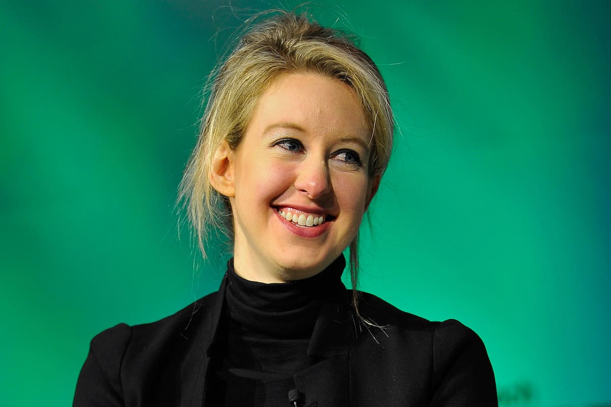 La empresaria Elizabeth Holmes fue acusada de engañar a sus inversores