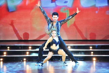 Noelia Pompa y Hernán Piquín se consagraron como campeones del "Súper Bailando" en 2011 y 2012