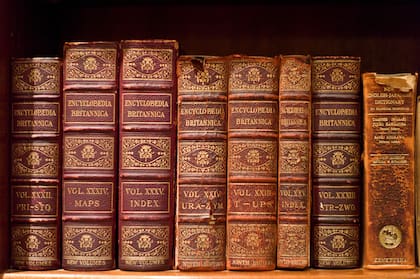 La Enciclopedia Britannica era el libro de cabecera del autor de Ficciones.