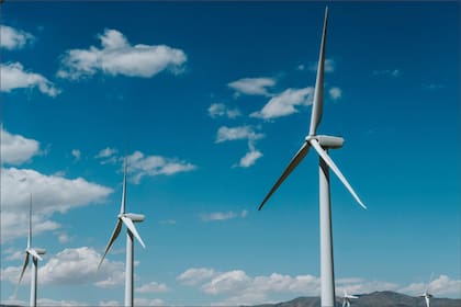 La energía limpia cotrarresta el avance de una de las principales problemáticas mundiales