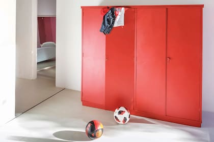 La entrada a este cuarto infantil se va a cerrar con una puerta galponera sobre rieles.