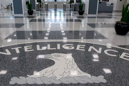 La entrada a las oficinas de la CIA, denunciada por Wikileaks como espía en celulares y televisores
