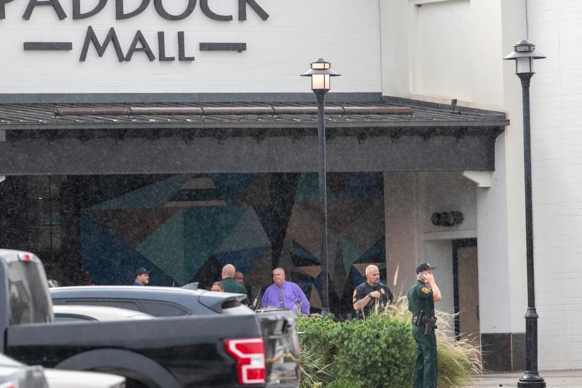 La entrada del centro comercial Paddock