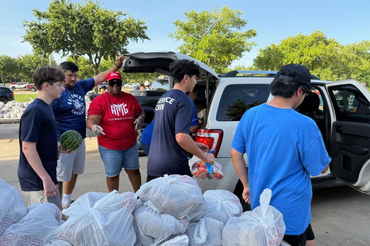 La entrega de comida en Texas contra la inseguridad alimentaria de la población más vulnerable (Instagram/@catholiccharitiesdallas)