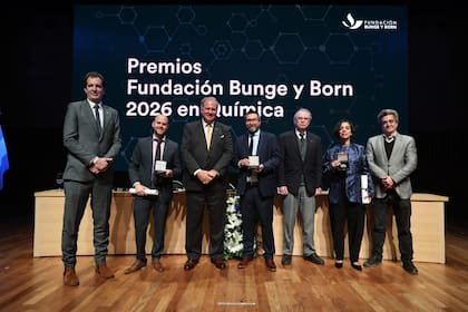 La entrega de los premios fue este lunes en el Palacio Libertad