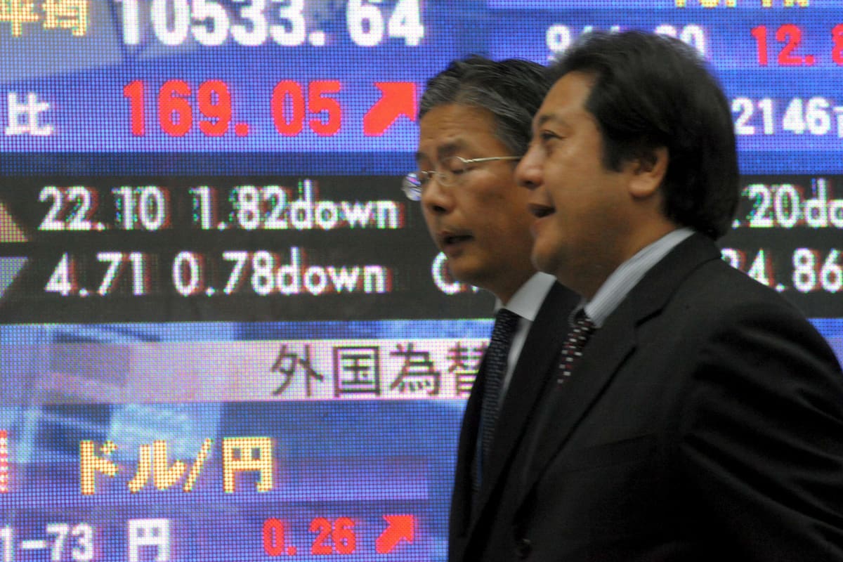 La era de bonanza llegó a su fin en Japón que debe enfrentar los graves problemas de su economía.