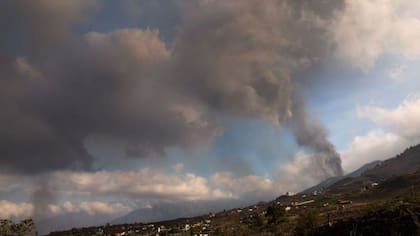 La erupción recién empieza y puede durar varios meses