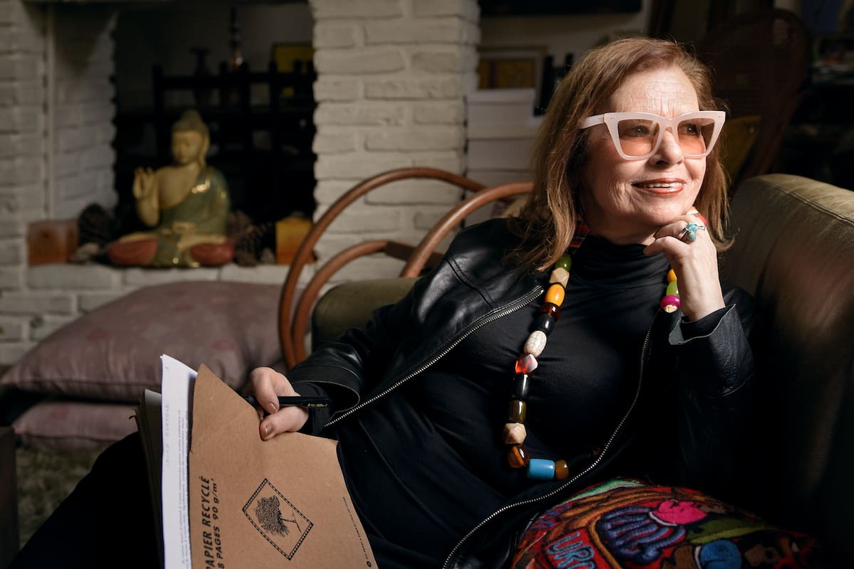 La escritora Alina Diaconú