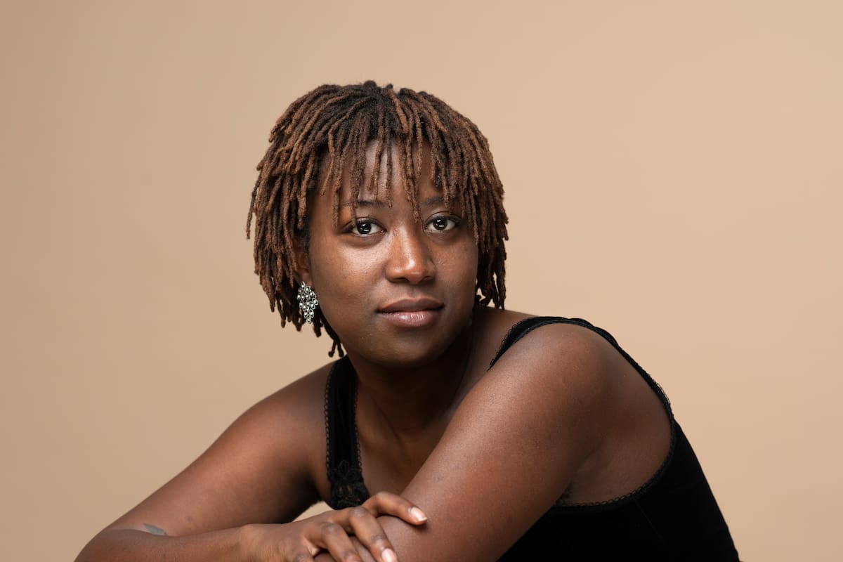 La escritora francesa Seynabou Sonko