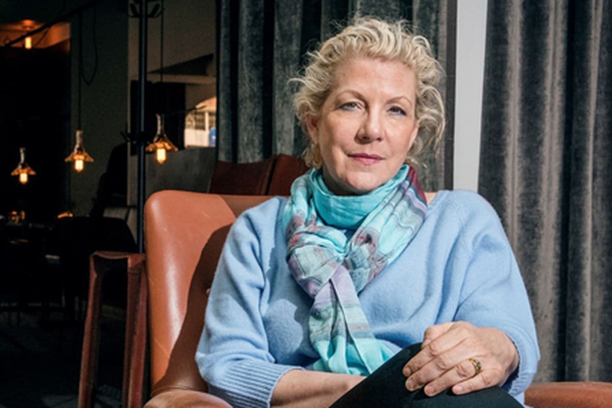 La escritora Jennifer Clement, presidenta de PEN Internacional, denuncia intimidaciones y presiones en Venezuela