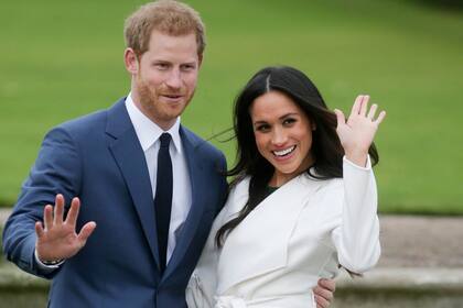 La escritora Katie Nicholl aseguró que Harry es "muy protector con Meghan"