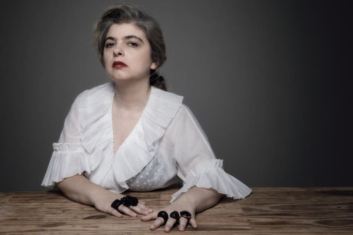 La escritora Mariana Enriquez, directora del área de Letras del Fondo Nacional de las Artes