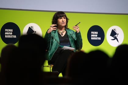 La escritora Rosa Montero preside el jurado del flamante premio de literatura hispanoamericana de Aena