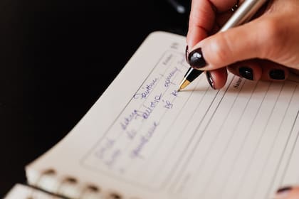 La escritura a mano favorece la concentración y la autocrítica