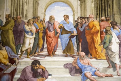 La Escuela de Atenas, famoso fresco de Rafael y una de las imágenes más icónicas de la docencia y la filosofía. Muestra un espacio abierto con Aristóteles y su alumno, Platón, en el centro.