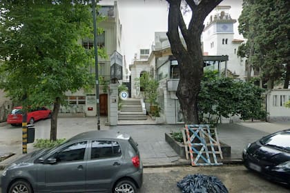 La escuela de danzas El Club, donde el hombre atacó a dos profesoras, está ubicada en Federico Lacroze 2090