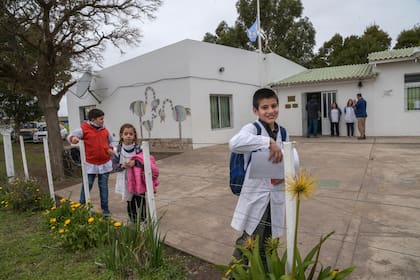 La escuela del partido de Necochea, será la primera rural con el sistema de energía distribuida