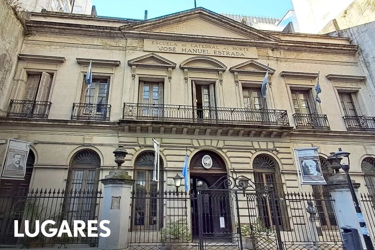 La Escuela Estrada es un raro e histórico edificio del microcentro porteño