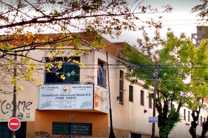 La Escuela Juana Manso de San Miguel, donde se habrían conocido Brenda y Agustina, las jóvenes detenidas por el intento de magnicidio contra Cristina Kirchner