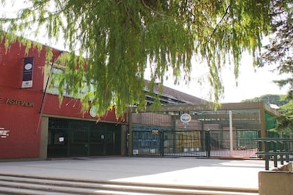 La Escuela N° 9 Genaro Berón De Astrada, ubicada en Palermo, fue escenario de otro masivo hurto de computadoras