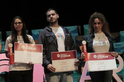 La Escuela Provincial de Carnaval fue una de las premiadas por su aporte a la comunidad con el premio Grandes Zoomadores.