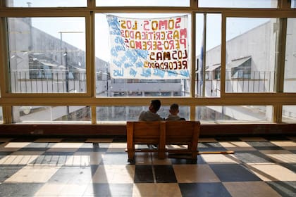 La escuela Rumania está ubicada cerca de Fuerte Apache y recibe alumnos con distintos tipos de discapacidad