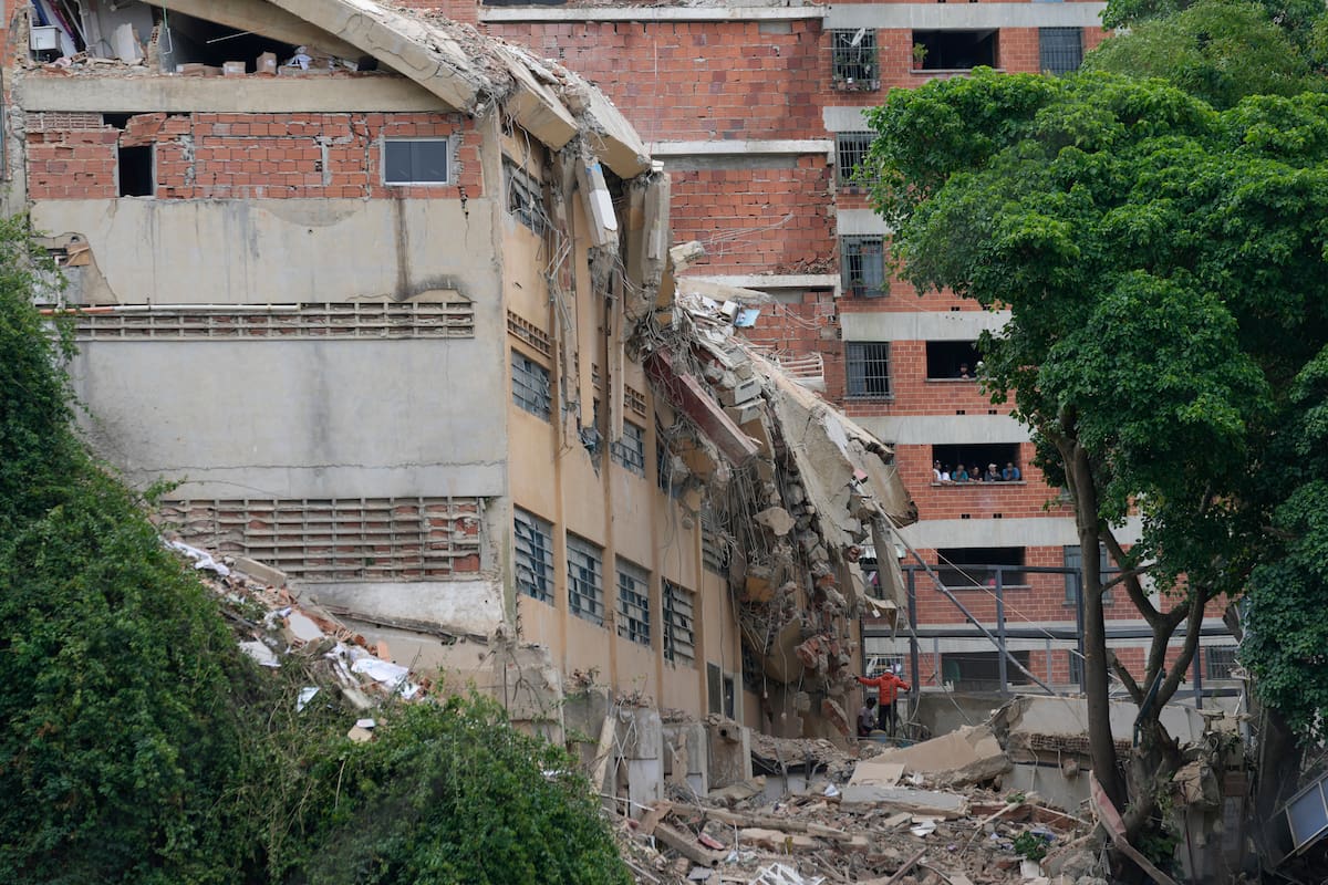 La escuela San Judas Tadeo yace parcialmente en ruinas en Caracas