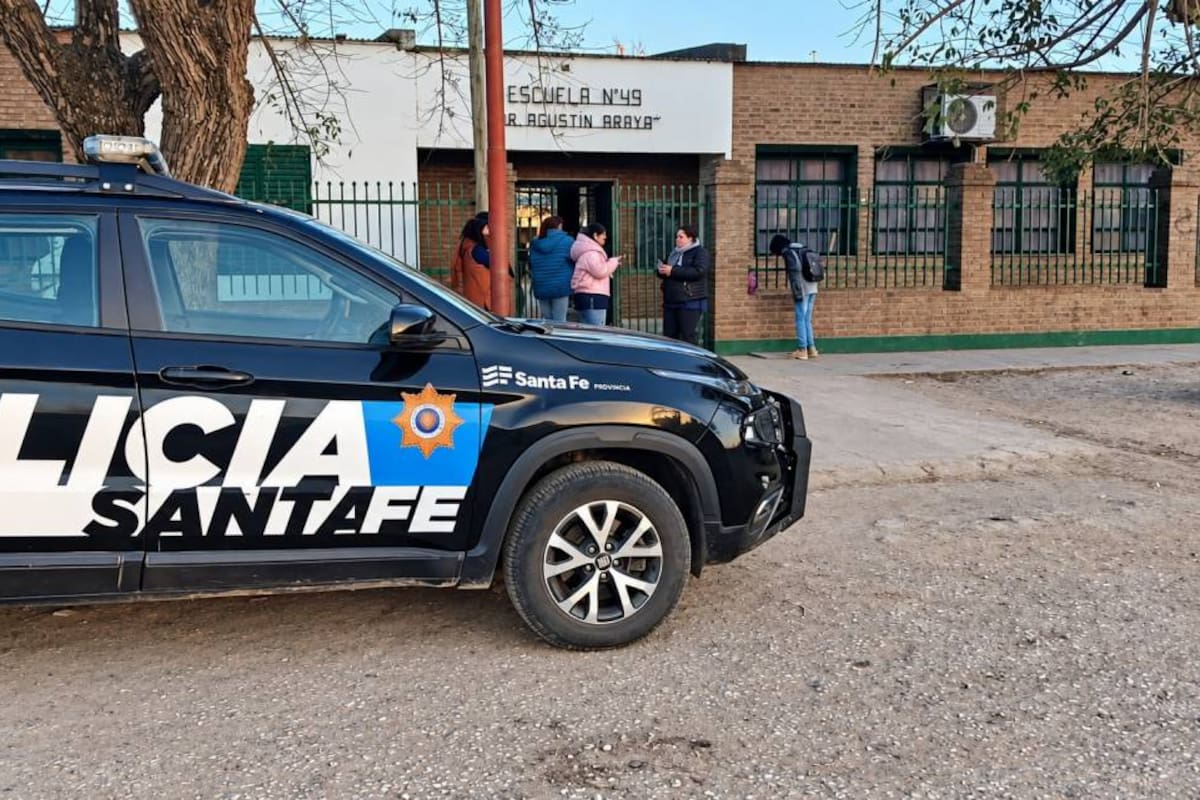 La escuela santafesina afectada por el robo de cables eléctricos y caños de agua