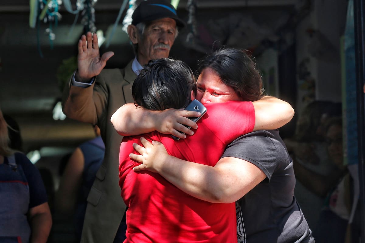 La escuela volvió a abrir hoy sus puertas para recibir a los padres y docentes de la comunidad.