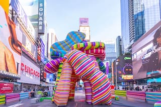 Marta Minujín: de dormir en el Central Park a brillar en Times Square