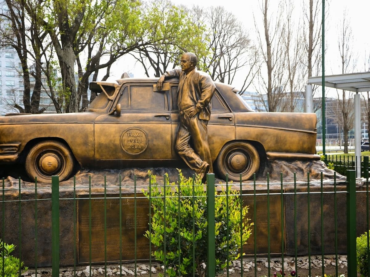 ¿Por qué se celebra el Día del Taxista en la Argentina? - LA NACION
